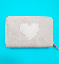 Load image into Gallery viewer, Heart Purse/Wallet - Grey
