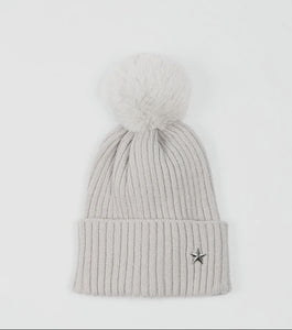 Pom pom Beanie Hat - Grey with Star