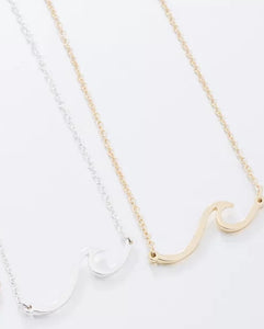 Beautiful Ocean Wave Necklace - Gold