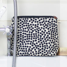 Load image into Gallery viewer, Brownstone Tall Black/White Spot Washbag
