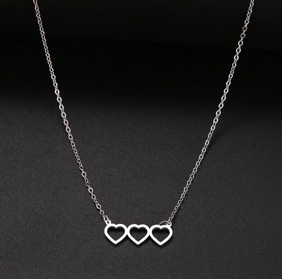 Triple Heart Necklace - silver